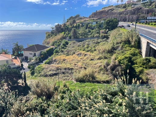 Terrain urbain à Santa Cruz avec vue sur la mer