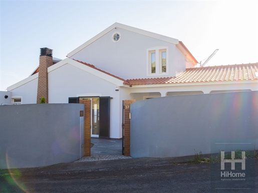 Detached house T4+1 in Canhas - Ponta do Sol