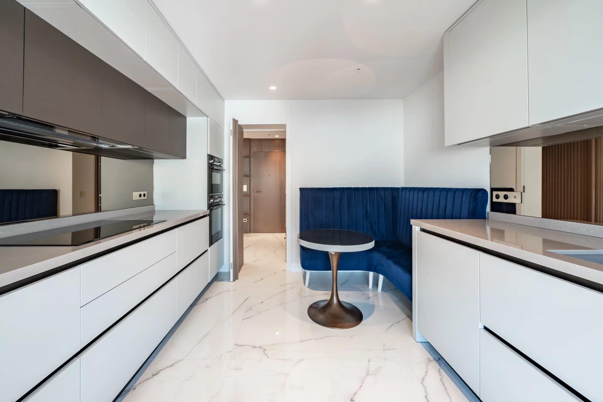 Monaco Harbour - Splendid fully renovated 4 bedroom apartment