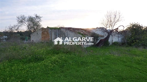 Almancil - Building plot located on a quiet area between Almancil and Quinta do Lago
