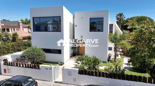 Luxury villa in Faro for sale | Algarve, Portugal
