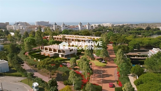 Vilamoura - Exuberant New 2 bedroom townhouses in a luxurious gated community