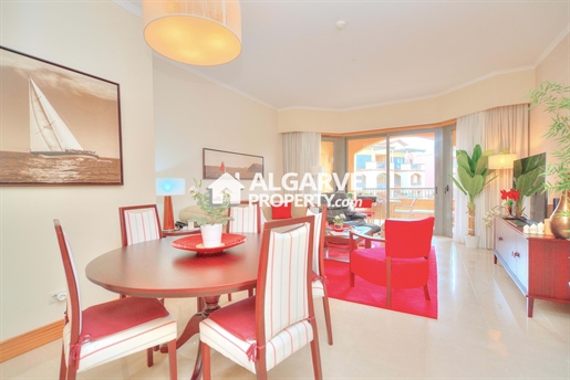 Luxury 3 Bedroom Apartment by the Victoria Golf Course in Vilamoura, Algarve