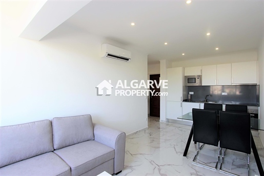 Quarteira - Apartment T1+1 renovated with Sea View