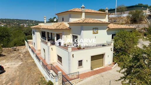 Loulé - Five bed villa + self contained One bed apartment with wonderful Country Views
