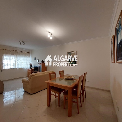 Unmissable Opportunity! 2-bedroom Apartment for Sale in Quarteira, Algarve