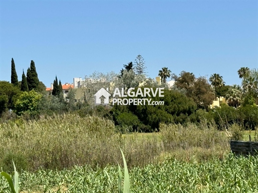 Plot of land next to the prestigious Millennium Golf Course in Vilamoura, Algarve