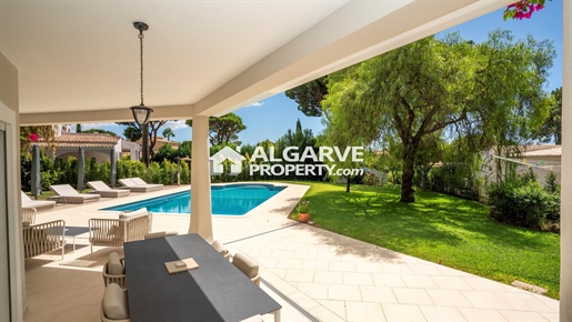 Vilamoura - Fabulous 4 bed villa in a very quiet and Exclusive area close to Golf