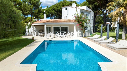Vilamoura - Fabulous 4 bed villa in a very quiet and Exclusive area close to Golf