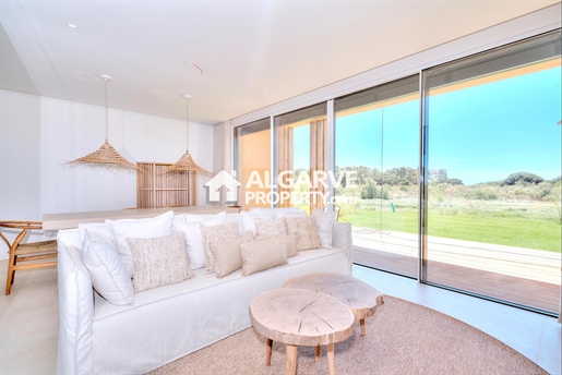 Luxurious 3 Bedroom Townhouses Connected with Nature in The Algarve Are a Must-See