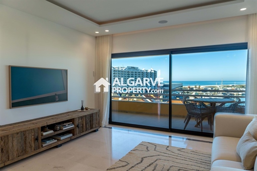 Appartement de 2 chambres avec vue spectaculaire sur la mer et la marina à Vilamoura, Algarve