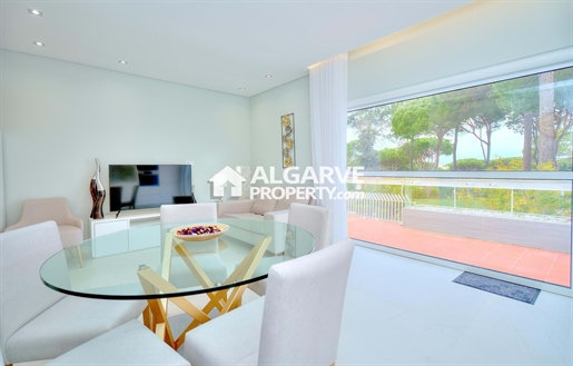 Recently renovated 1+1 bedroom apartment near Vilamoura Marina, Algarve