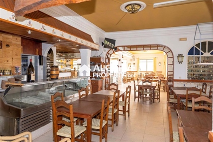 Fully Fitted restaurant for Sale at Santa Barbara de Nexe