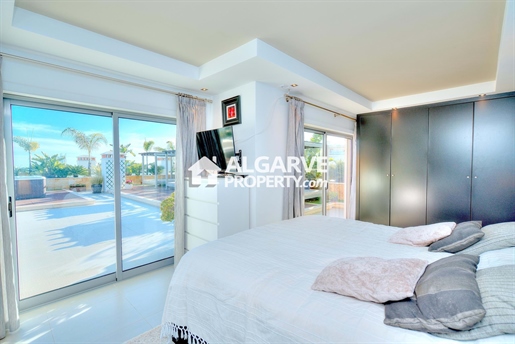 Raríssimo Rooftop Penthouse 150 M2 Habitável + 350 M2 Terraço e Vistas de 360 graus em Albufeira, Ol