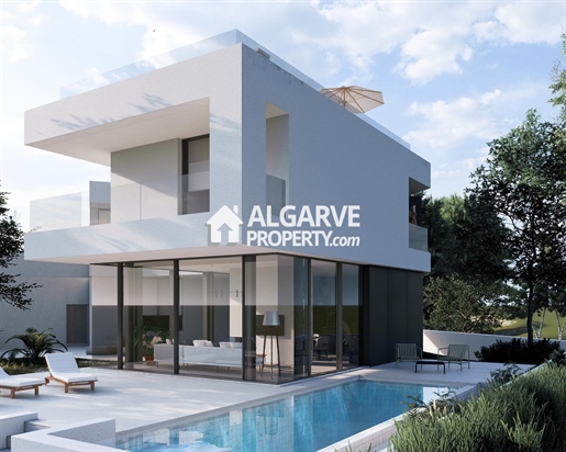 Plot of land with project in the final approval stage on the outskirts of Vilamoura, Algarve