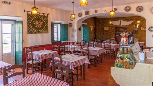 Opportunité - Restaurant, Chalet et Terrain près de Monchique, Algarve Ouest