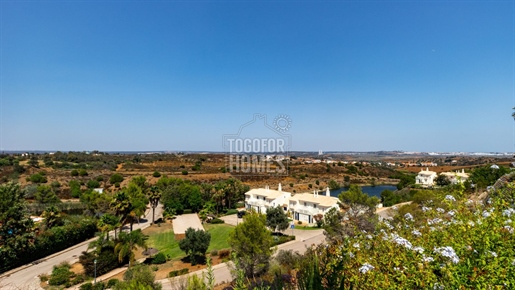 Spacious Semi-Detached House at Golf Course in Castro Marim, East Algarve