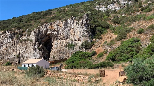 Einzigartiges Strandgrundstück auf 1 ha geschütztem Grundstück, Südküste – in der Nähe von Figueira,