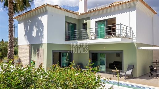 Immaculate Villa with Pool in quiet location near Praia do Vau and Alto Golf Course, West Algarve