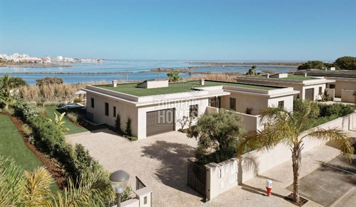 Off-Plan: Luxe moderne villa's met 4 slaapkamers en uitzicht op Ria Formosa in Faro