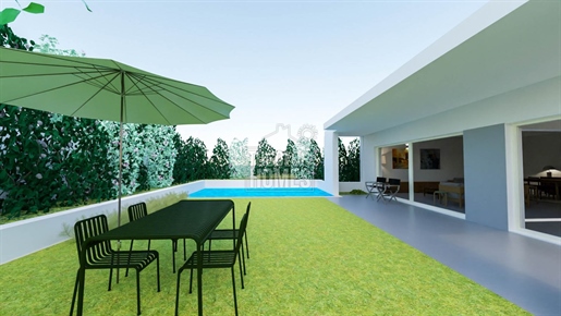 Moradia moderna de 4 quartos com piscina privada em construção, Lagoa