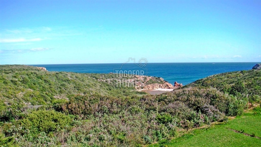 Perfect rental investment - 3 bedroom house in tourist resort right on the beach, Sagres