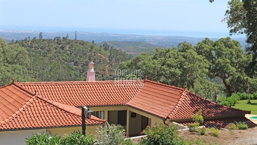 4 Bedroom Country Villa on Large Plot with Sea Views, Monchique
