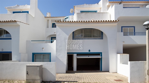 Impressionnante maison de ville de 4+1 chambres, vues fantastiques sur la mer, Salema, Algarve Ouest