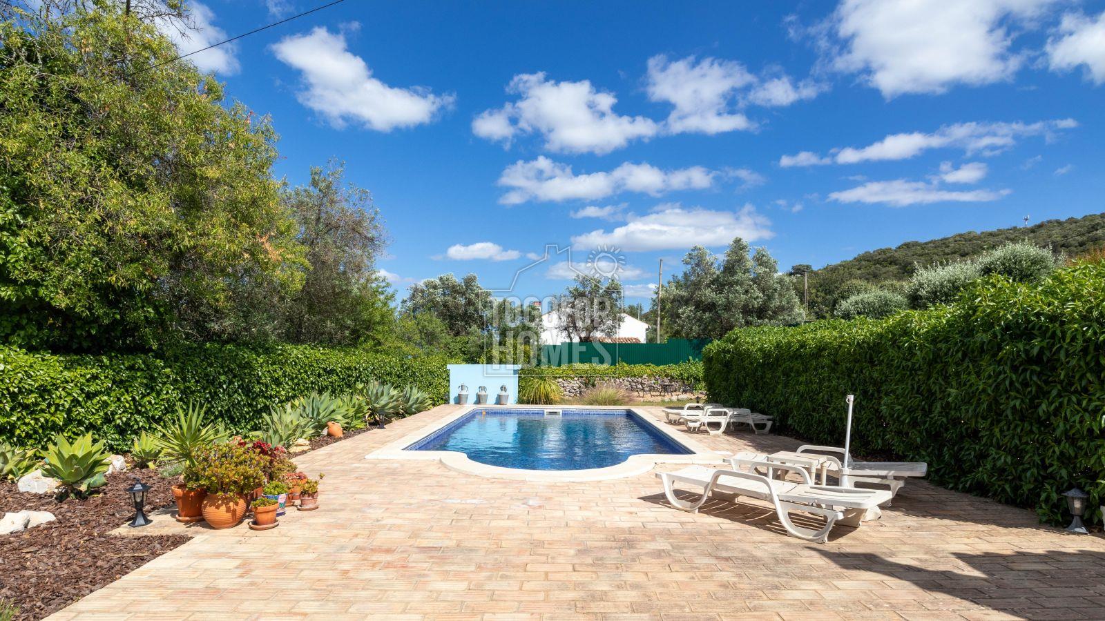 4 Bedroom Detached Villa with Pool near São Brás de Alportel