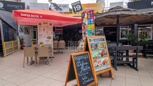 Commerce renommé et prospère à vendre dans le centre de Carvoeiro