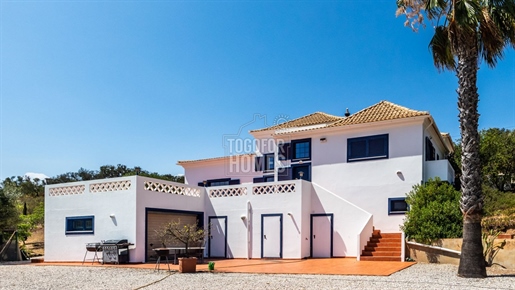 3 Sz Villa auf grossem Grundstück mit Ruine und Baugenehmigung, in der Nähe von Tavira, Ost Algarve