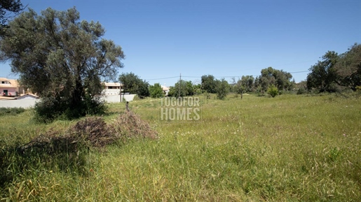 Great investment opportunity - plot to build 1 individual or 2 twin villas with pool, near Boliqueim