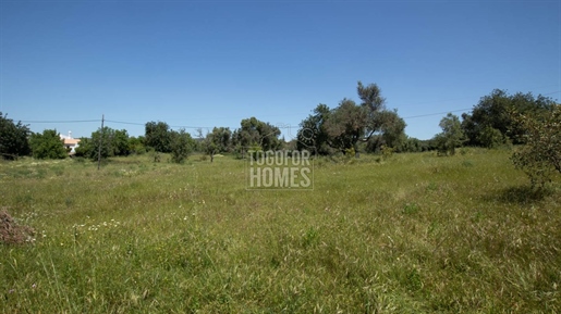 Great investment opportunity - plot to build 1 individual or 2 twin villas with pool, near Boliqueim