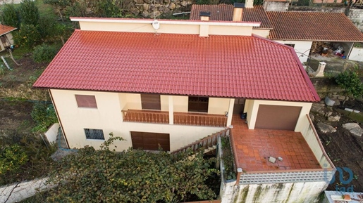 Home / Villa with 3 Rooms in Viana do Castelo with 135,00 m²