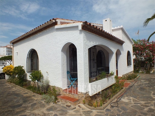 Casa de 2 dormitorios, con terrazas y garaje en Santa Margarita