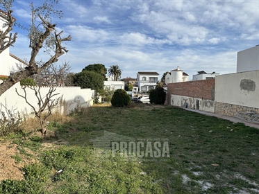 Plot the wide channel - south in Empuriabrava