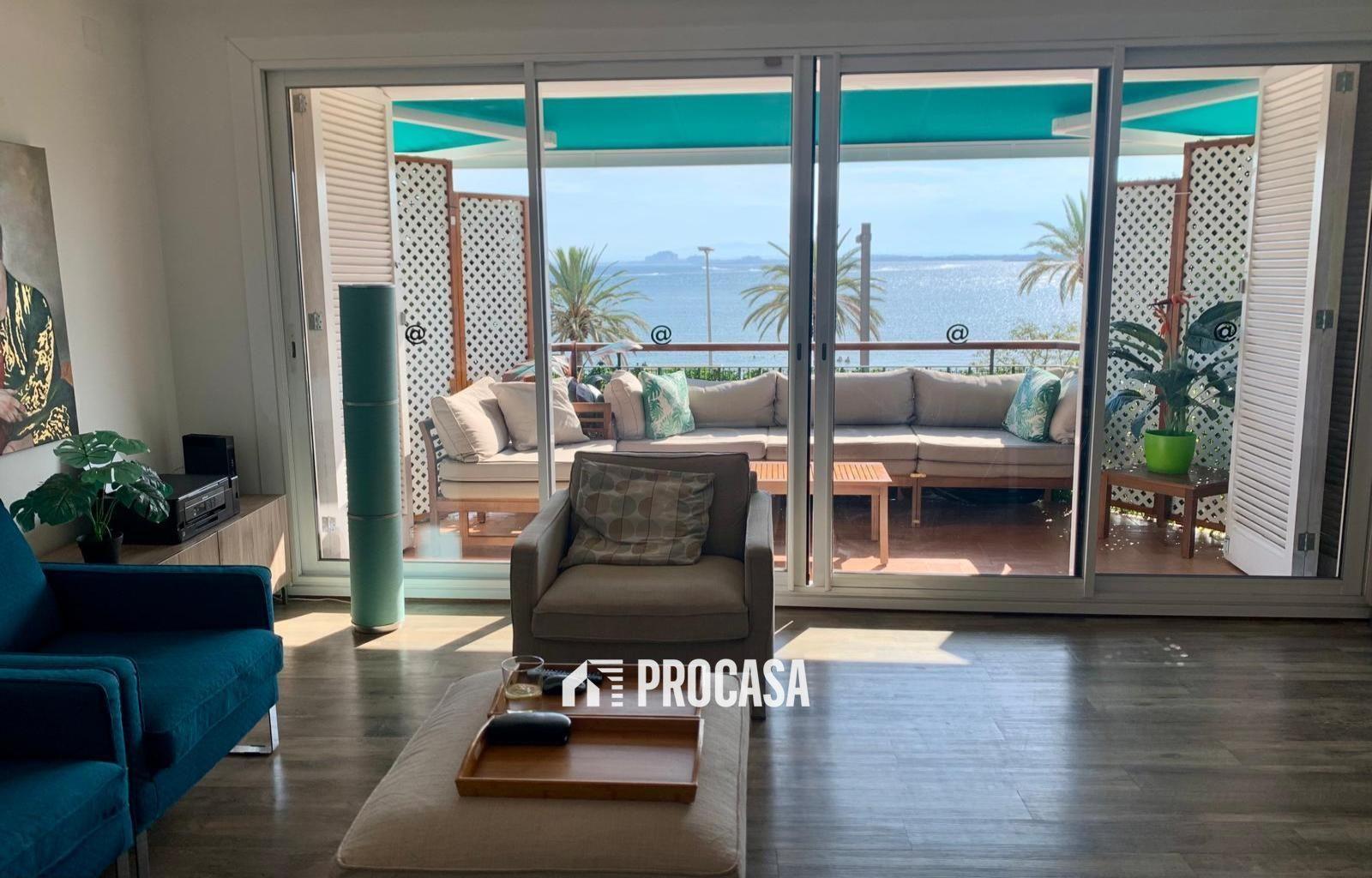 Two-Bedroom apartment with sea views, Roses