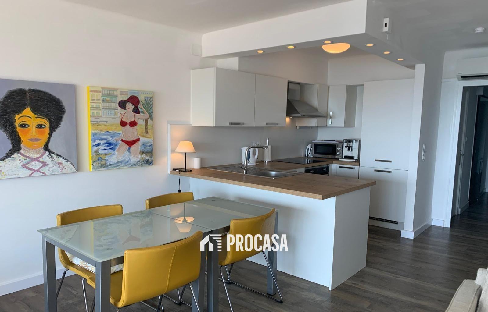 Two-Bedroom apartment with sea views, Roses