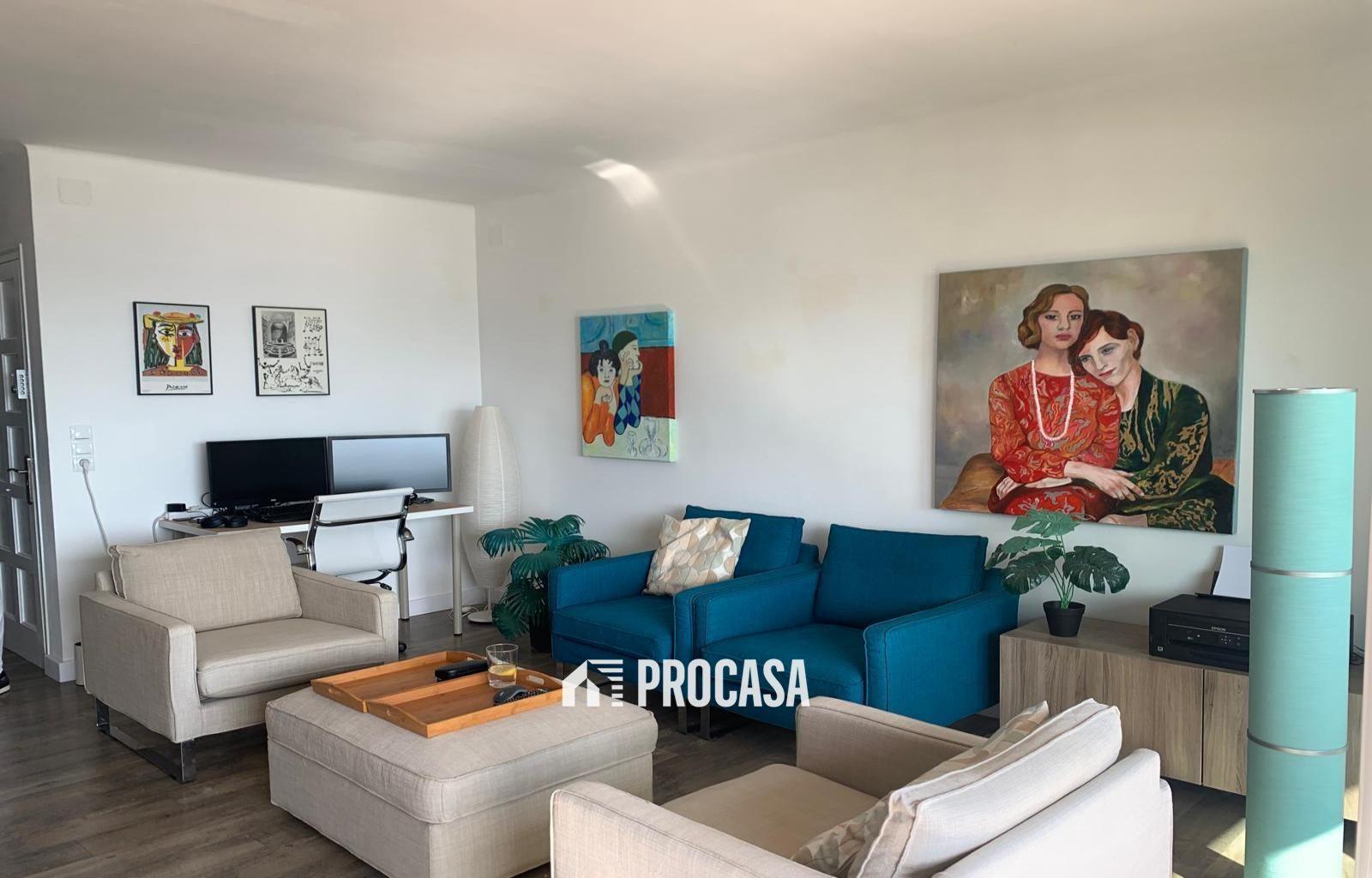 Two-Bedroom apartment with sea views, Roses