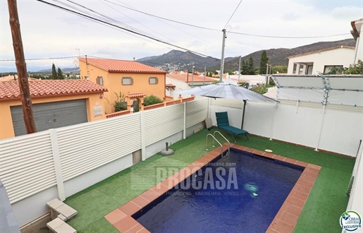 Gezellig huis in Los Grecs de Roses met privézwembad