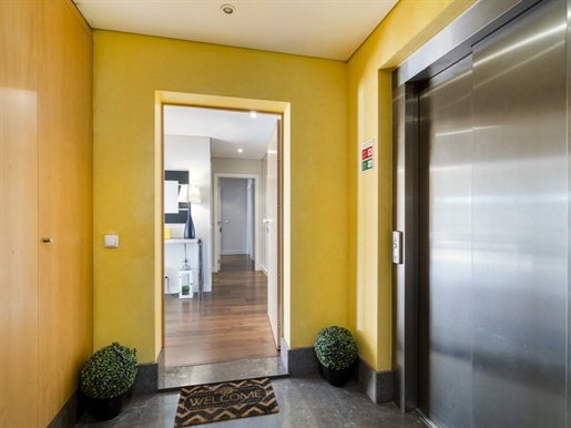 Appartement de luxe, d'une surface de plancher de 134,58 m2, à Belas Clube de Campo Golfe.