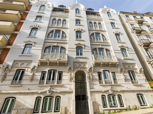 2 bedroom apartment with a 137 sqm private gross area and a 20 sqm terrace in the condominium ''Duqu