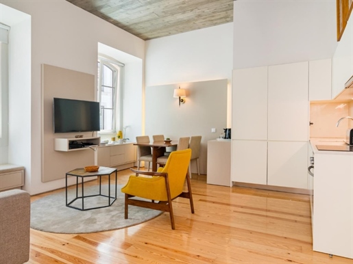 1 bedroom apartment, fully equipped and furnished, located in the heart of Chiado.
