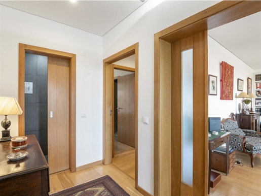 Fantastic 4 bedroom apartment, in Quinta da Beloura, in a private condominiu