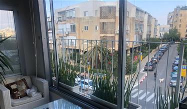 For Sale, Tlv old north on desirable Yesha'ayahu St.