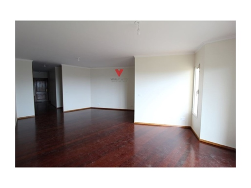 Köp: Lägenhet (9000)