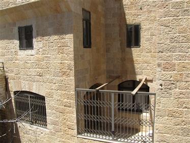 5 Rooms In The Jewish Quarter