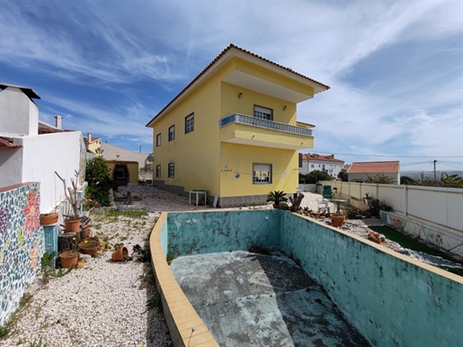 Villa indipendente con 4 camere da letto vicino alla spiaggia di Foz do Lizandro, Ericeira