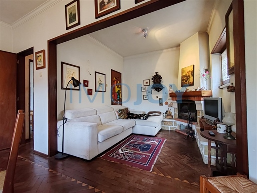 Excelente villa de 6 dormitorios, con grandes áreas, en Ouressa, Sintra
