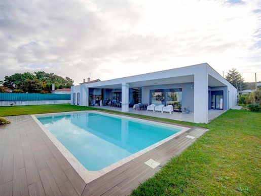 Prachtige 6 slaapkamer villa met zwembad en tuin in Belverde
